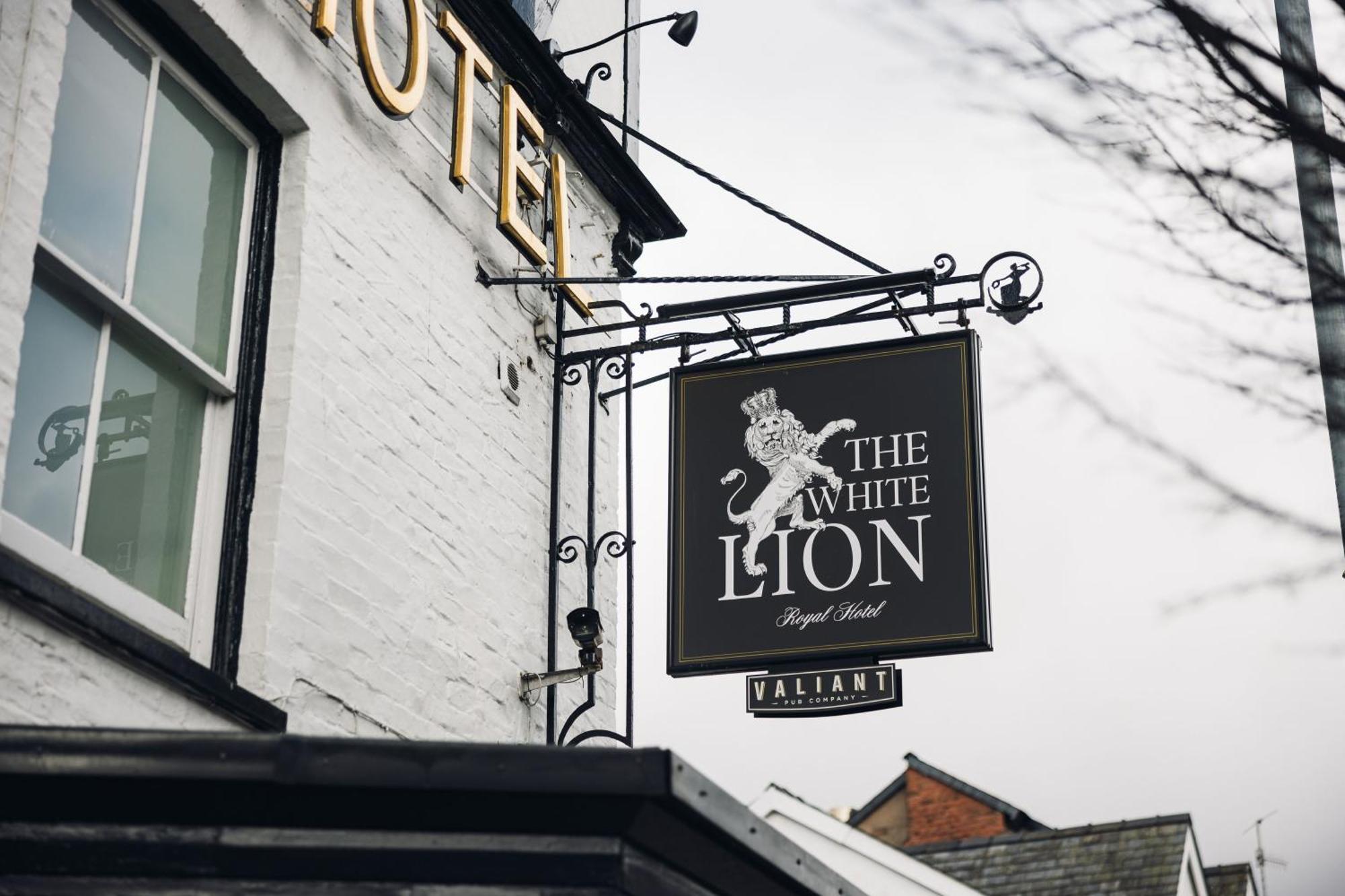 White Lion Royal 4*